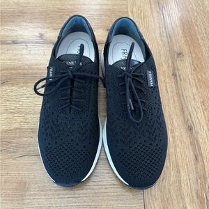 FRANKiE4 Black Knit Comfort Sneakers Women’s Size 7